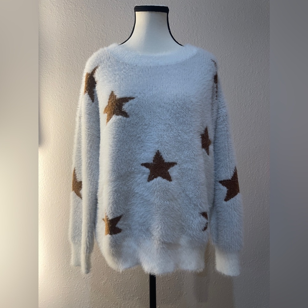 PINK LILY White and Brown Star Fuzzy Sweater SZ Medium